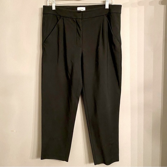 Aritzia Wilfred Black Cropped Trousers - Picture 1 of 9